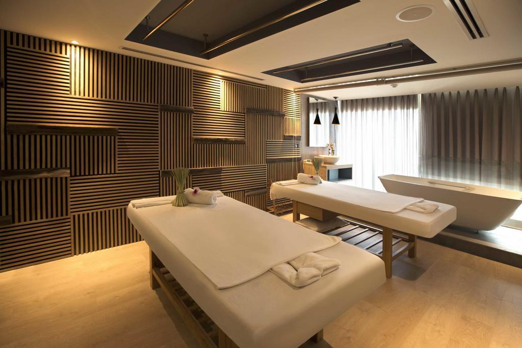 Liberty Central Saigon Citypoint Ho Chi Minh City Exterior photo